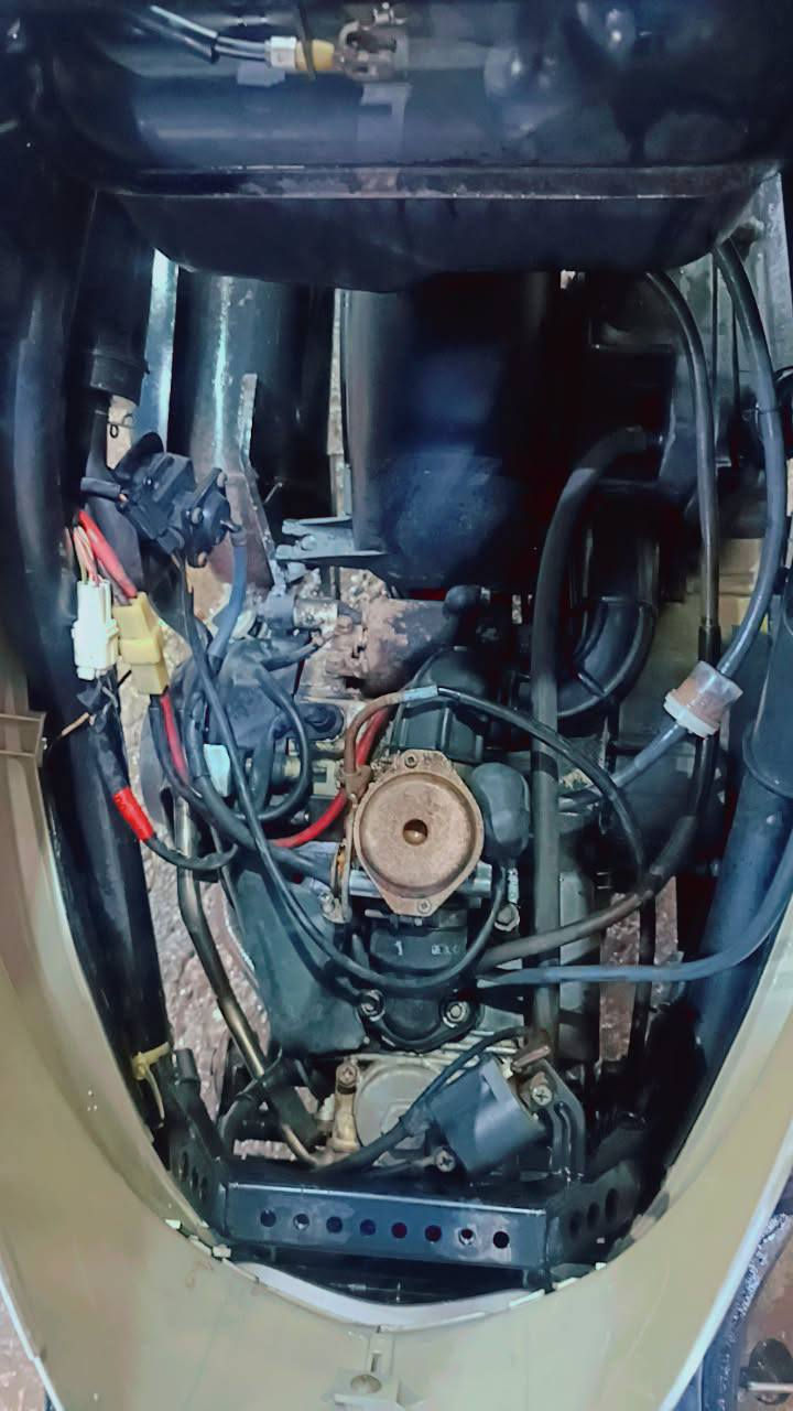 السلام عليكم دراجه بريز مال رمبه جديده مكفوله
رقم واحد الاشاير و الكفرات و البك لايت ختم واحد
باتري جديد تاير خلفي جديد 
العنوان بغداد الاعظمية
السعر 700 وبيه مجال 
***********
