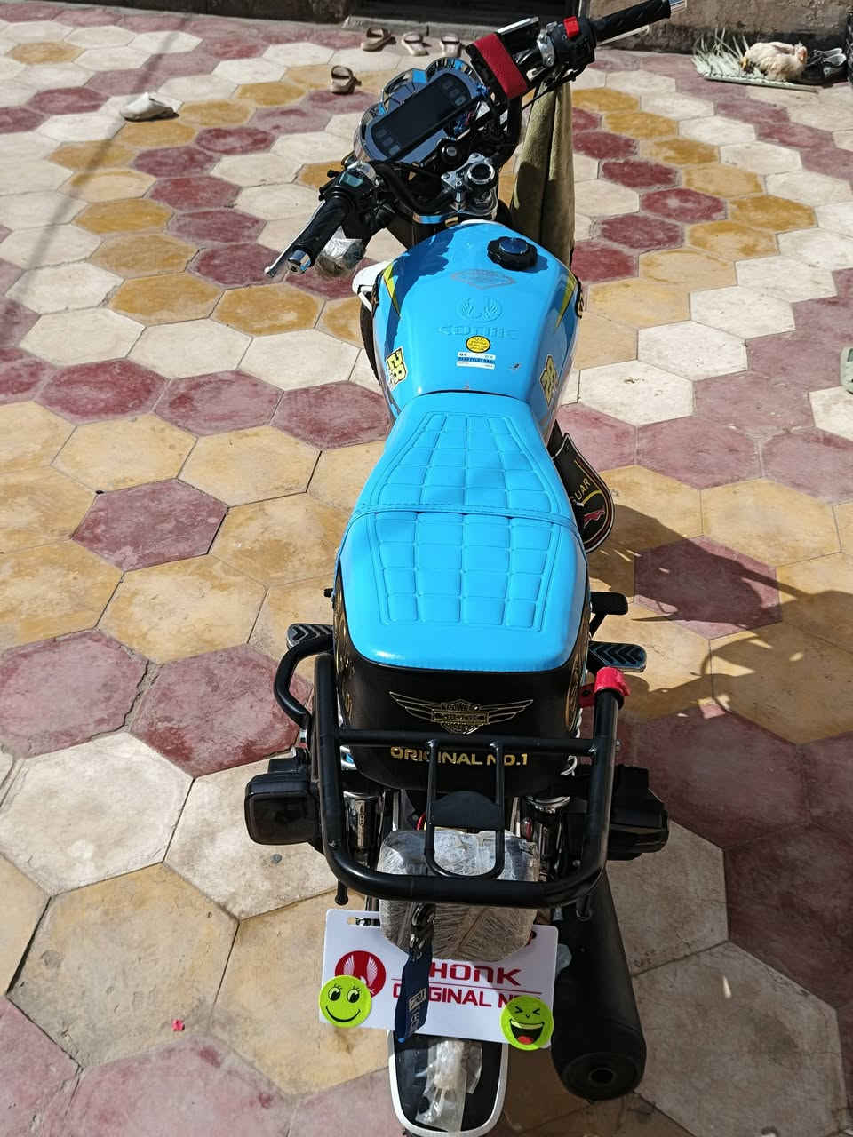 دراجه سيفان للبيع السعر خاص موديل 25 شرط نظافه فول رقم الهاتف ***********
