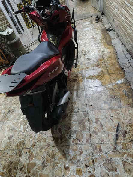 ياباني جيل الثالث كفاله عامه بصمتين مكينه 150 العده الصليه وياهه مكرمركه الدراجه ماشية28الف المكينه كفاله والكلجات أي نقص مابيه مكاني بغداد السعر ١٦ونص شويه متوازي ***********
