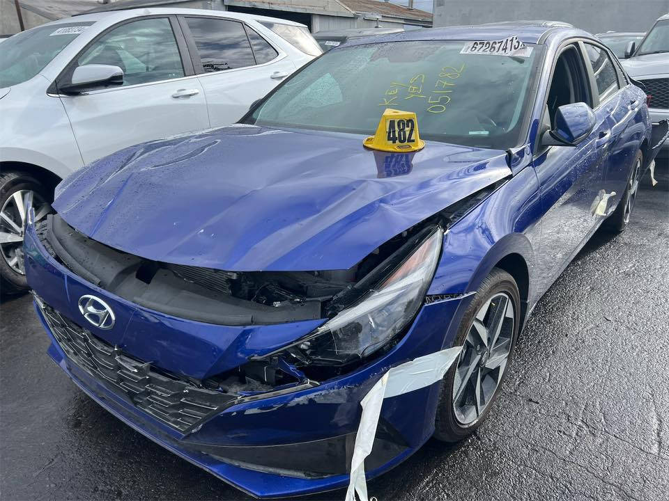 (ماكو هيج سعر بس متوازي وريد ابيع)
% بلعافيه عل ياخذه%
هونداي النترا 2023 هايبرد
السياره لون ازرق |/فول مواصفات//اعلى فئا// Vip1/1
داخل اسود جلد .
بصمة تشغيل وابواب/ فتحة سقف سلايد/ كشنات جلد تدفئه بالكشنات وتدفئة بالستيرن/ رادارات امامي وخلفي وجانبي 360م اشاير بالمري ورادار نقطة عمياء بالمرايات/ تحكمات ستيرن جهتين/
شاشه ابل واندرويد كار بلي وكامره خلفيه دواره/ تشغيل عن بعد/ شحن وايرليس/ تحديد مسار ومانع انزلاق/ بريك 4 دسك نظام ABS/
سايد بريك بصمه واوتو هولد/ 3 انظمة قياده نورمال وسمارت وسبورت/ كروس تحديد سرعه ومانع تصادم/ لايتات زنون بلادي/ لد امامي نهاري وبك لايت خلفي شمعه متصل/ انارة ترحيب باليدات/
الصندوك يفتح تلقائي عند الاقتراب/ كيجات دشبول ديجيتل متصل مع الشاشه ...
السياره بانزين وكهرباء جداً اقتصاديه (صرفها 4لتر كل 100 كيلومتر)
كير ومكينه مكفولات شرط بدون اي عيب السياره حادثها كما موضح في الصور 
رقم بغداد دولي الجديد باسمي نحويل مباشر بنفس اليوم بإذن اللّٰه السعر 135وبيها مجال
مكان السياره بغداد الامين الثانية
الشراي يتصل على الرقم *********** 
متوفر واتساب
