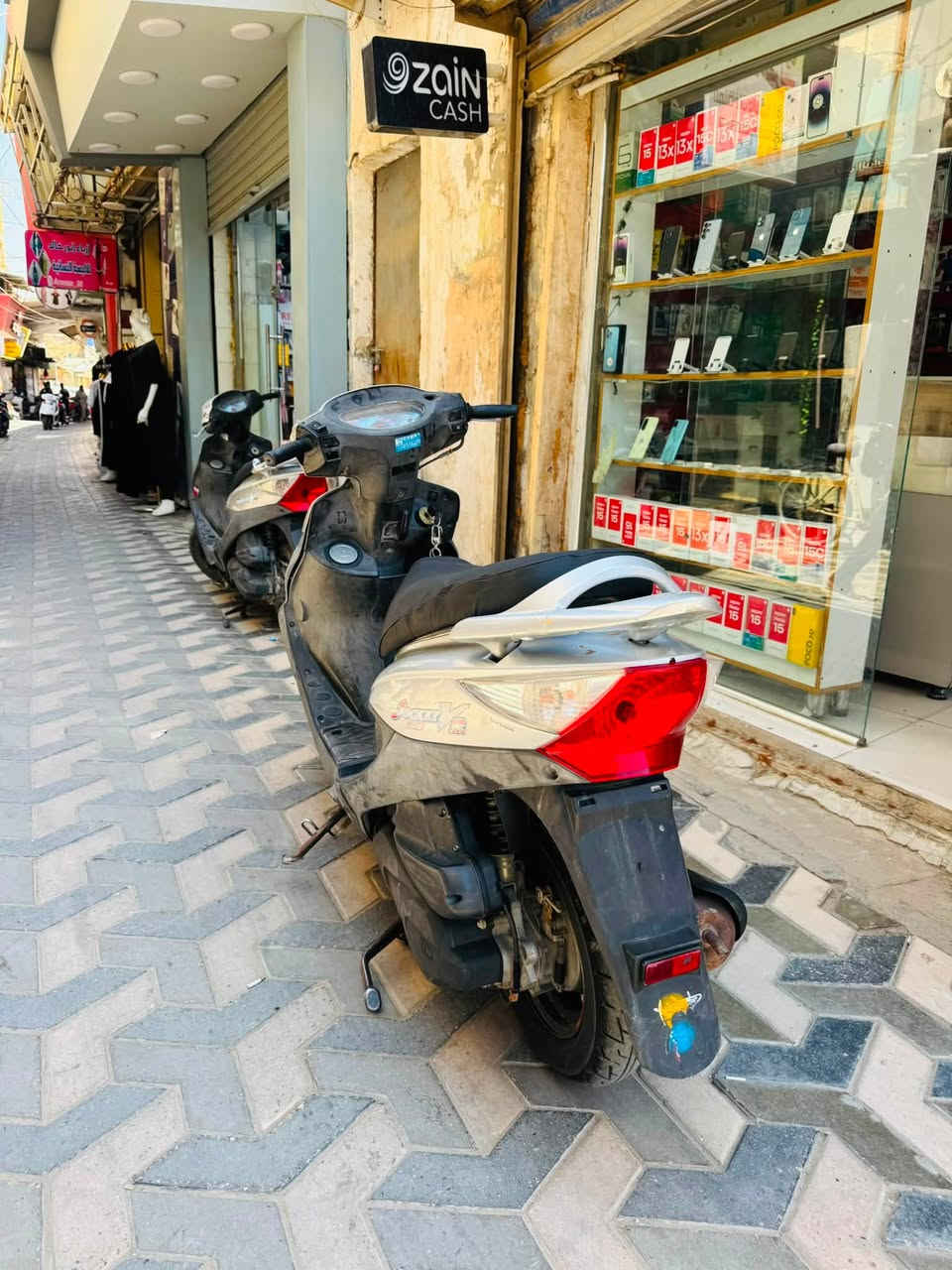 سلام عليكم كامكو V2مجفته بستم للبيع مديل 13 كهربائيات شغاله سعر 460وبيها مجال مكاني رفاعي خاص ما متواجد شراي تصل***********
