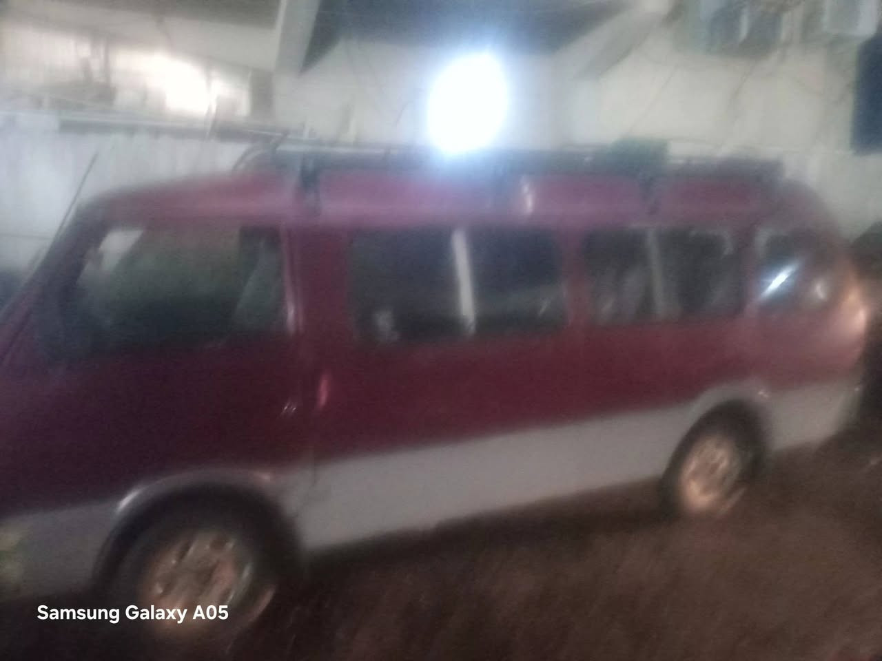 كيا اسيا موديل 97 مصفره هيئه غرامات رقم انجليزي ماكينه جير اكسنت جيد جدا تحويل ثاني يوم وهذا رقم هاتفي ***********
