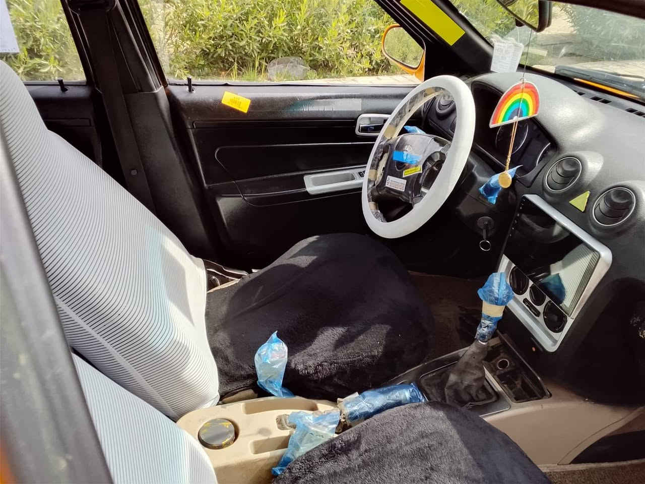 Ck2012بدون ضرر محرك كير شرط رقم دولي هيئه غرامات صفر كابون بنزين شرط التحويل صبغ جماليه طخم تاير جديد طخم جديد شاشه سياره جاهزه. غيرمتواجد عل الفيس ***********
