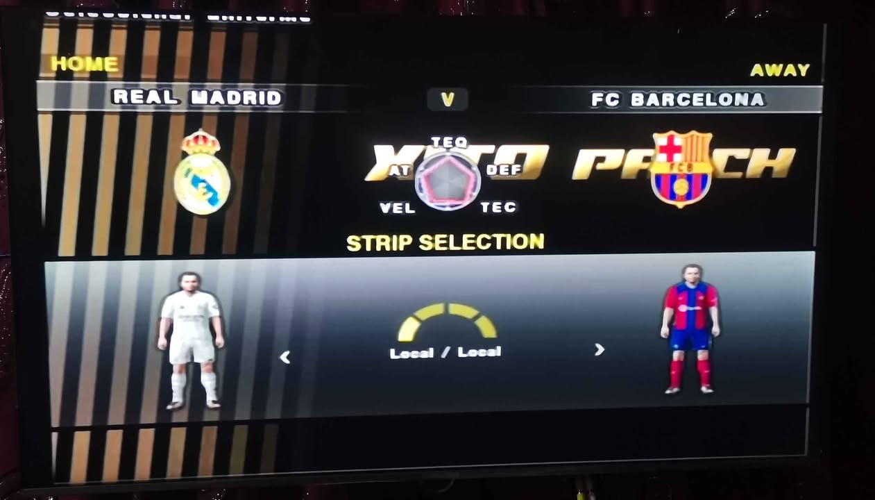 بلي2 شغال شرط الفحص مع كامل ملحقات جوستك + فلاش 16 گيگا +ميموري + فيش+واير كهرباء ــ ب35 الف عنواني ميسان ابو رمانه *********** عمارة, ميسان
