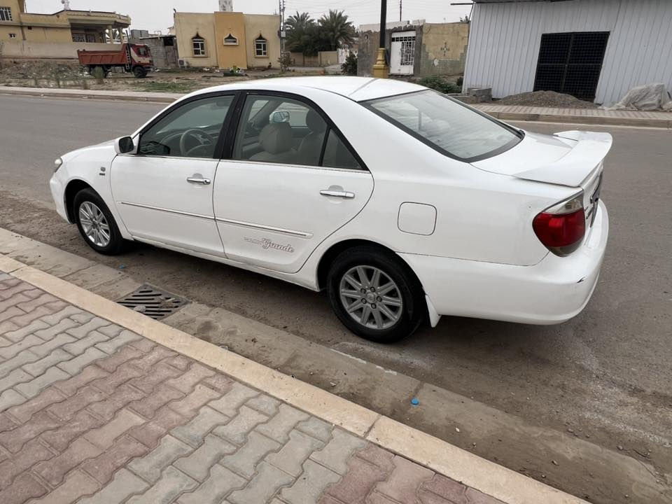 السلام عليكم للبيع كامري 2004خليجي محرك 2400 محرك كير تبريد مكفول السياره بيه صبغ ثلث قطع رقم سليمانيه تحويل مباشر مكان السيارة صلاح الدين الضلوعيه السعر 88وبيه مجال معلومات اكثر اتصل ***********
