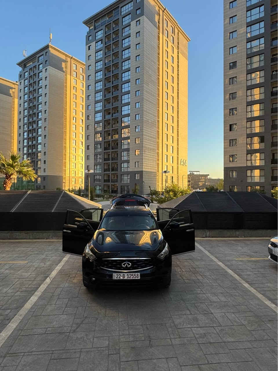 سلام عليكم 
نيسان انڤنتي   FX35    حجم المحرك V6  سياره فول  مواصفات  معروفة مواصفات الانڤنتي شنو بالك مواصفات بيها حتى صندوق كهربائي موديل 2011 خليجي مكفوله من التبديل ولصبغ بيها بارد بعض الاماكن براس البنيد بيها وباب خلف الصدر  اصلا ممبين من تجي شوفه ماكو اي اثر اله   جاهزه مابيها نقص اي شي كير محرك تبريد صدر تايرات باتري منظومة بنزين  كلها جديده شرط سياره نظيفة  داخلها نظيف كلش   صفاح السياره مووووس سياره رقمها اربيل هزه وسنويه  جديده وسياره باسمي تريد وكاله تريد تحويل حاضر  سياره ((ميحتاج تروح الاربيل لان هزه وسنويه جديده )) 

سعر السياره (((127 ))) ورقة وبيها مجال  

مكلف بلنشر اي استفسار  اتصال ع الرقم صاحب السياره ‭

0780 015 3277‬ Colombo, Sri Lanka
