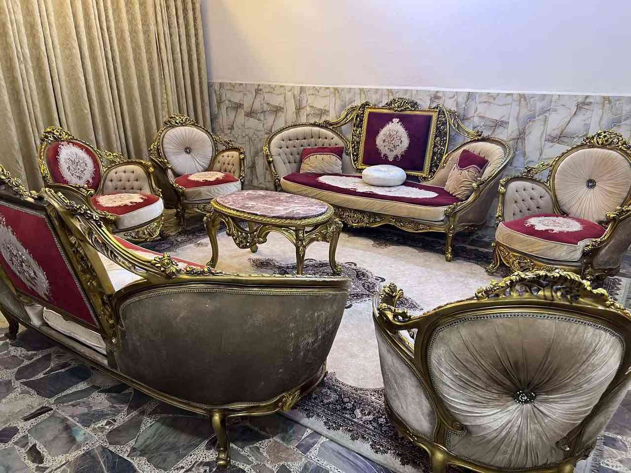 تخم زان مصري 10مقاعد طبله وسطيه أخو الجديد مكان المنصور للتواصل ***********
