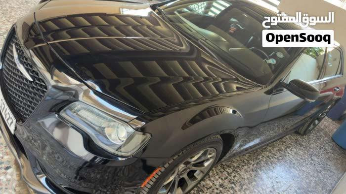 سلام عليكم
للـــبيع 

نـــوع السيــــارة : اوباما كرايسلر 300 (S) اعلى فئه
المـــــــوديــــــل : 2018. 
ألمسافة ألمقطوعة .73 الف حقيقي شرط الفحص
حجـــم المحــرك : 3600 / 6 سلندر
ألــــــــــــــــــوارد : كندي داخله كفاله عامه 

فئـــــة الســـيارة : S اعلى فئه كلش القفله النهائيه

ألمواصفــــــــات :معروفة مواصفات كشنات جلد حظن تدفئة تبريد مري قلاب وي البك رادار جانبي بلمري وامامي اسفل الدعامية ويل 20  كشنات خزن ميموري برده خلفيه كهرباء بانوراما ع طول السقف إشاره بالمري تحذير بالمري وتدفئه دگمه سبورت  رادارات ع طول السياره +حساسات امامي خلفي+ ستيرن كهرباء تدفئه

الملاحظـــــــات :  ، السيارة جاهزة بحالة جيدة  جدآ كلش جديده وكير ومكينه مكفوله من البرغي 
ملاحظه مهمه ( السياره مكفوله من الصبغ + الضربه + الفتح + التبديل ) السياره اجت ( دبل كود من الشركه) بدون اي فتح ولاضربه ولاصبغ ولاتبديل من الشركه اجت دبل كود / السياره كفاله وسونار مرفق 
 
***********
