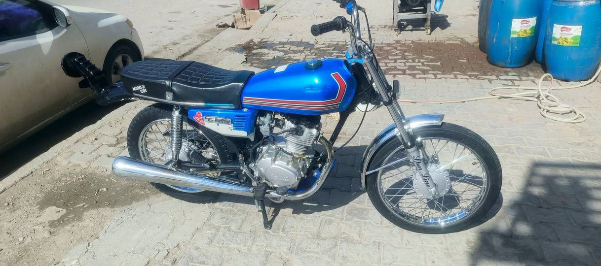 سلام عليكم دراجه اربعه كير اورلق اصولي 2021  تعمير كله 2026 بدايه السنه دراجه جديده ونضيفه سعر 700 وبيه مجال  .***********
