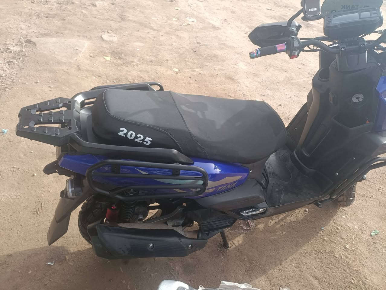 دراجه سكنس صيني للبيع سعر 800وبيها مجال مكاني الكوفه
***********هذا رقمي
