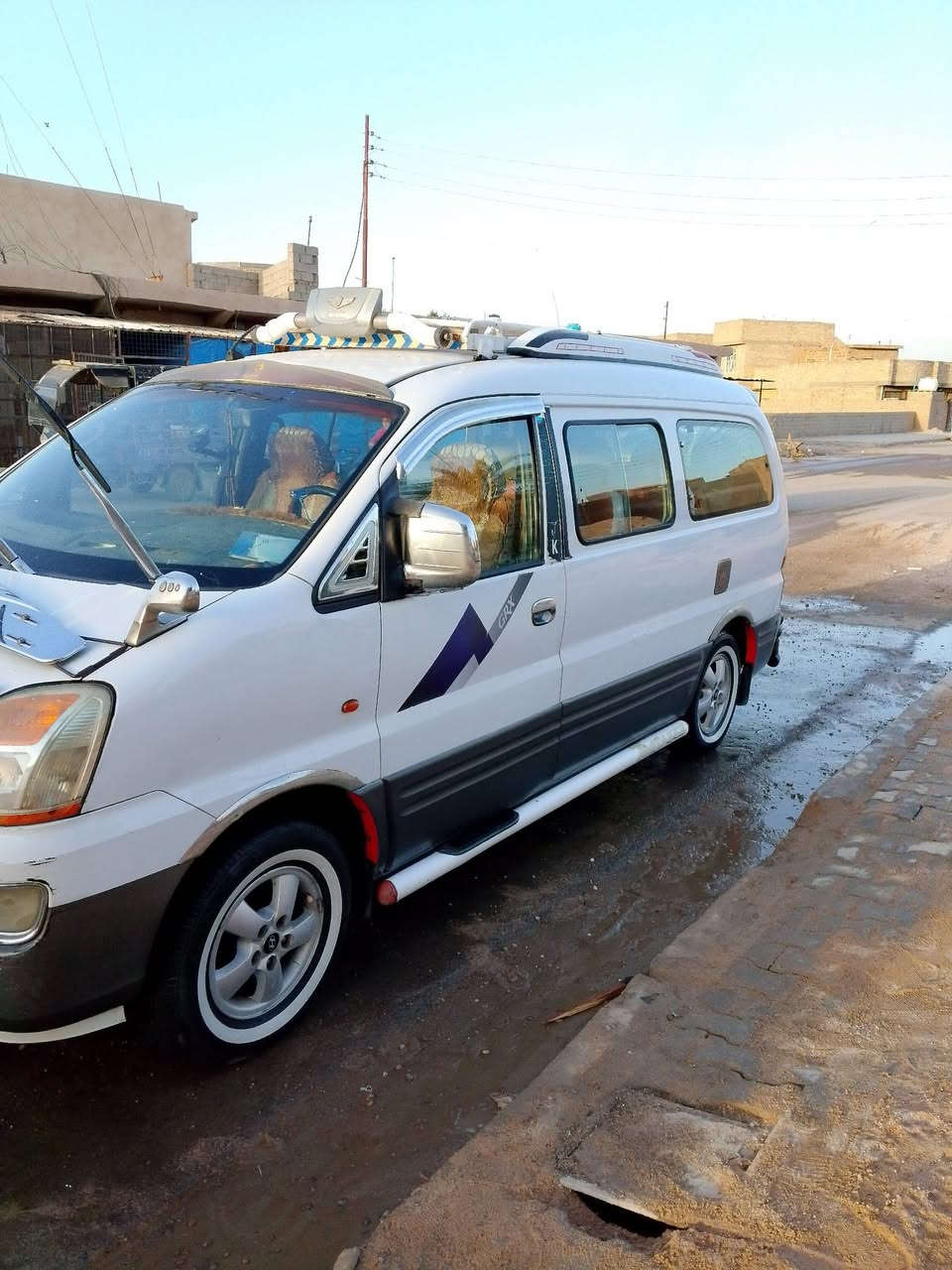 سلام عليكم ستاركس 2007ام شوارب محسن رقم بابل الماني مميز سياره جديده قطره صبغ مابيهه بسمي تحويل ثاني يوم اربعه دسك حاكيه لاغطه تدفئه كشنات مكينه لا تبخير ولا تنقيص بلصندوك  رقم تلفون***********/*********** السعر 105$ اوبيه مجال للطيبين
