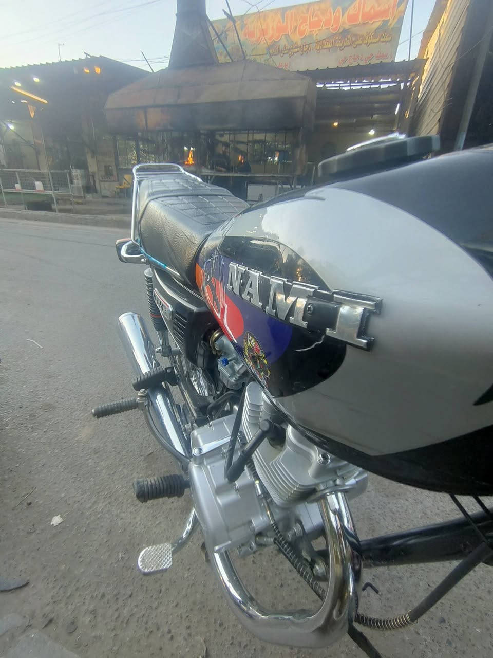 سلام عليكم نامه موديل 26 بعدها زيرو ماماشيه فقط العداد بي كسر بس شغال والاشاير مامربوطات نازله بشهر الواحد اواراق سكنر بيهن تلف مكاني شعب حي اور سعر 550 وبي مجال ***********
