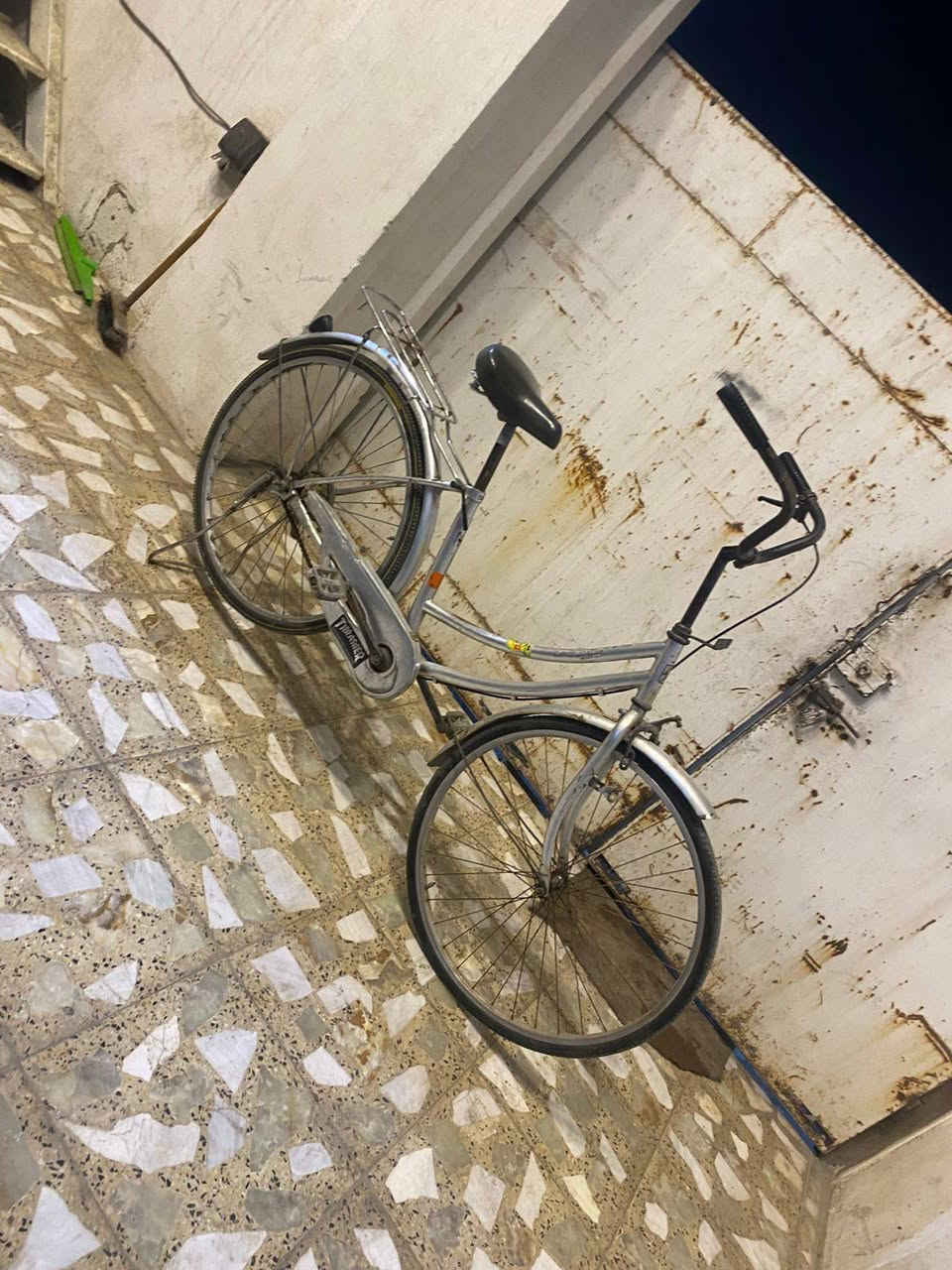 للبيع 50الف بغداد الدوره ***********
