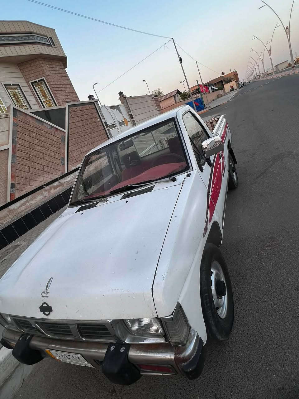 سلام عليكم للبيع بيكم نيسان مديل 95 سياره مكفوله محرك كير جدد سياره جاهزه من كلشي رقم بغداد مكاني البصره السعر 35
***********استفسار

