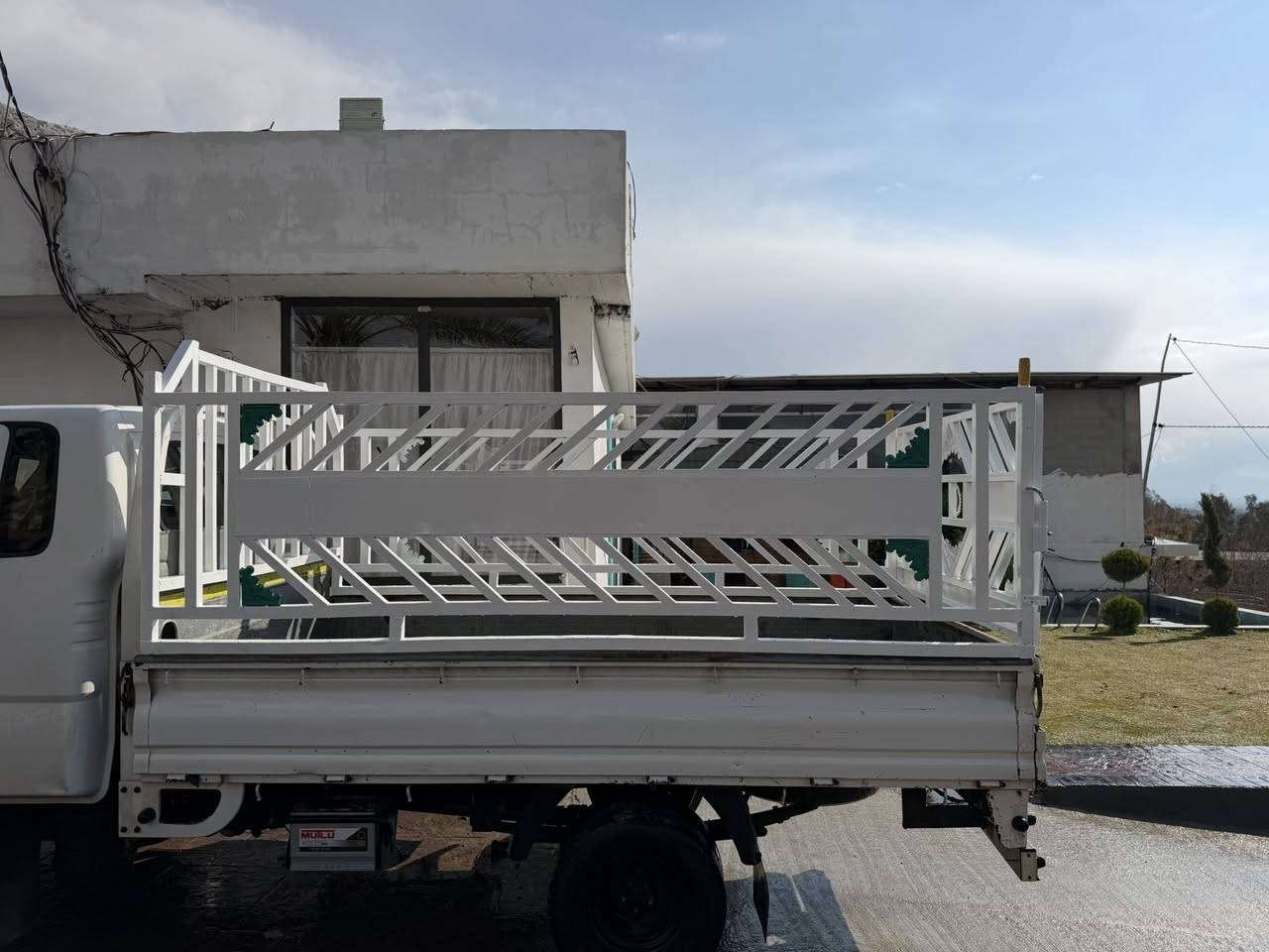 چەمچەی کیا بۆ فڕۆشتن کە بۆ  ٢٧٠٠ و٣٠٠٠ دەبیت    
بە نرخێکی زۆر گونجاو 
ژ.م/***********
***********
ناونیشان : ڕانیە
