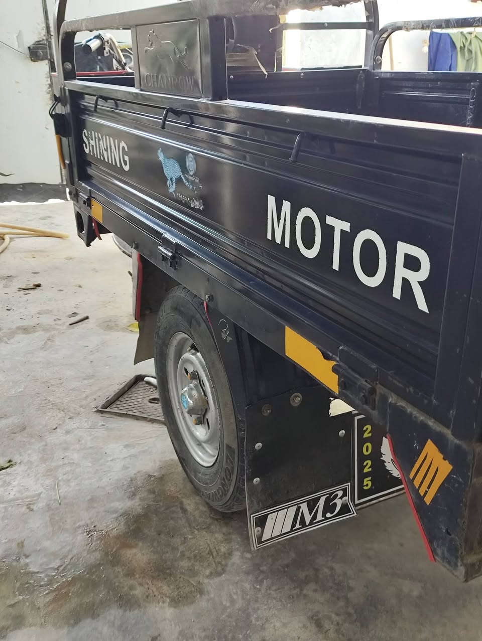 فروشتی خیرااااا
ئەم کەریم کابانەبوفروشتن 
نرخی زۆر مناسبە 
مودیل 2021
مەکینەسفری 2024لەسەرە
هەرسێ تایەکەی تازەیە 
کارەبای هەمووی ایش دەکات بەشەرت
اوراقی بیلادی لەگەڵایە  شوین کەلار سعر ملیون 250مجال
***********
***********
