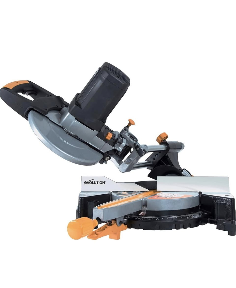 متوفر منشار اصلي مستخدم نضافة 85‎%‎  من شركة Evolution البريطانية بيه قرص ياباني اصلي البلادي مالته يقص جميع المعادن ( ساموراي ) بيه ليزر المنشار 8 انج 
مكاني بغداد امانة الله المنشار تحفه بس مكان ماعندي اله والسعر مناسب للاستفسار اكثر الاتصال ع الرقم ***********
