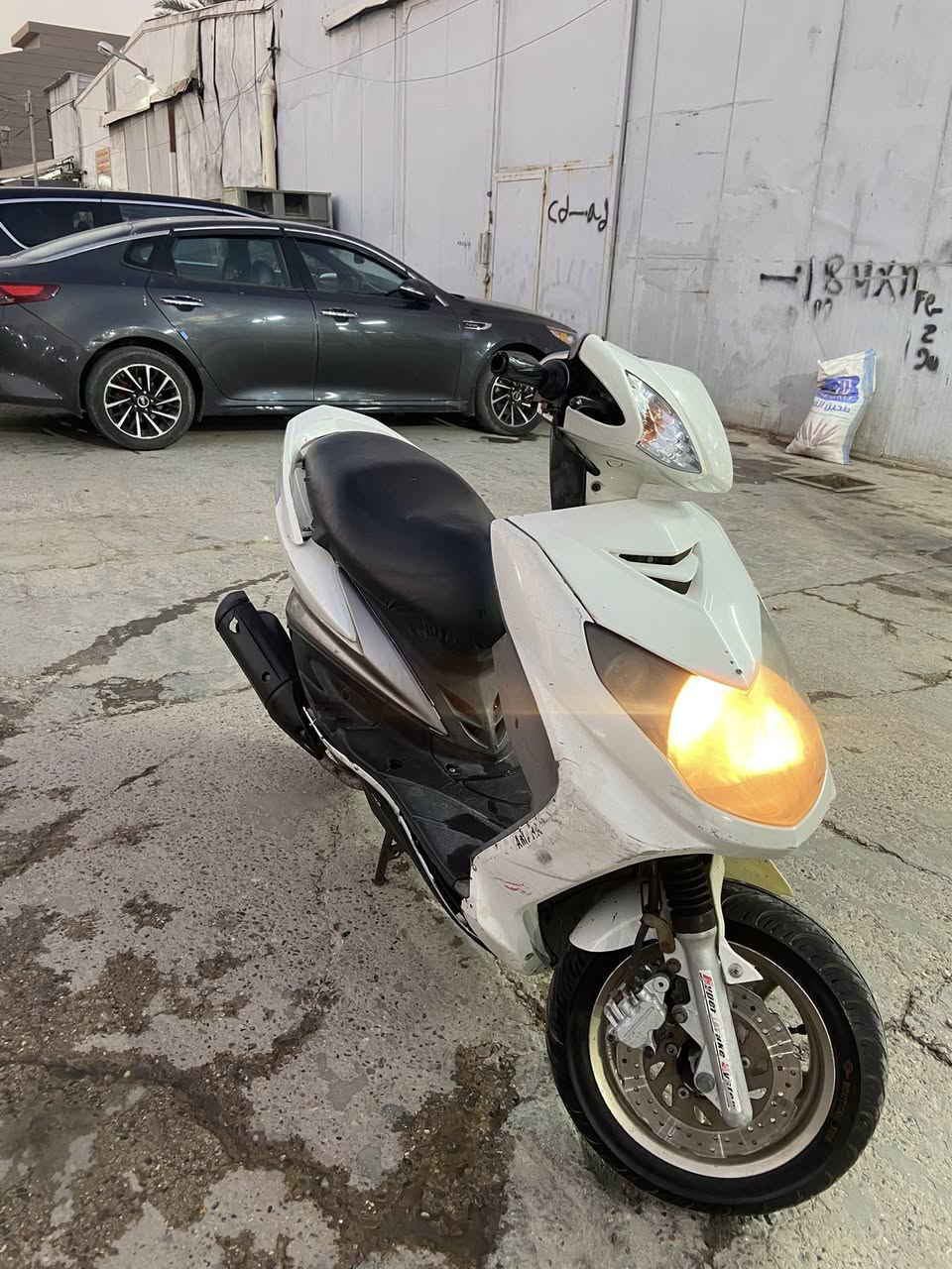 سلام عاليكم شباب مكلف بل نشر دراجه سكنس فحل نوزل الدرجه تخبل يردله ترتيب بصيط سعره ٥٠٠ بيه مجال وهذه راقمي ***********
