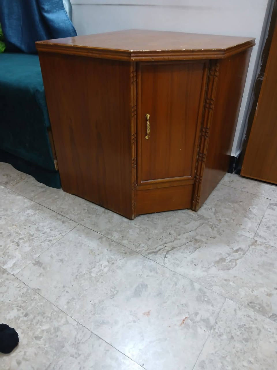 غرفه نوم شغل توصا ثكيل سعره 800
جرابي ام نفر سعر الوحده 50 
كنتور بابين 150 بي مجال مكان الكراده الشاري خاص المو شراي ليدخل ولا يراسل


**إذا كنت صاحب هذا الإعلان وتريد حذفه لأي سبب، رجاءا أرسل رسالة إلى الدعم الفني**