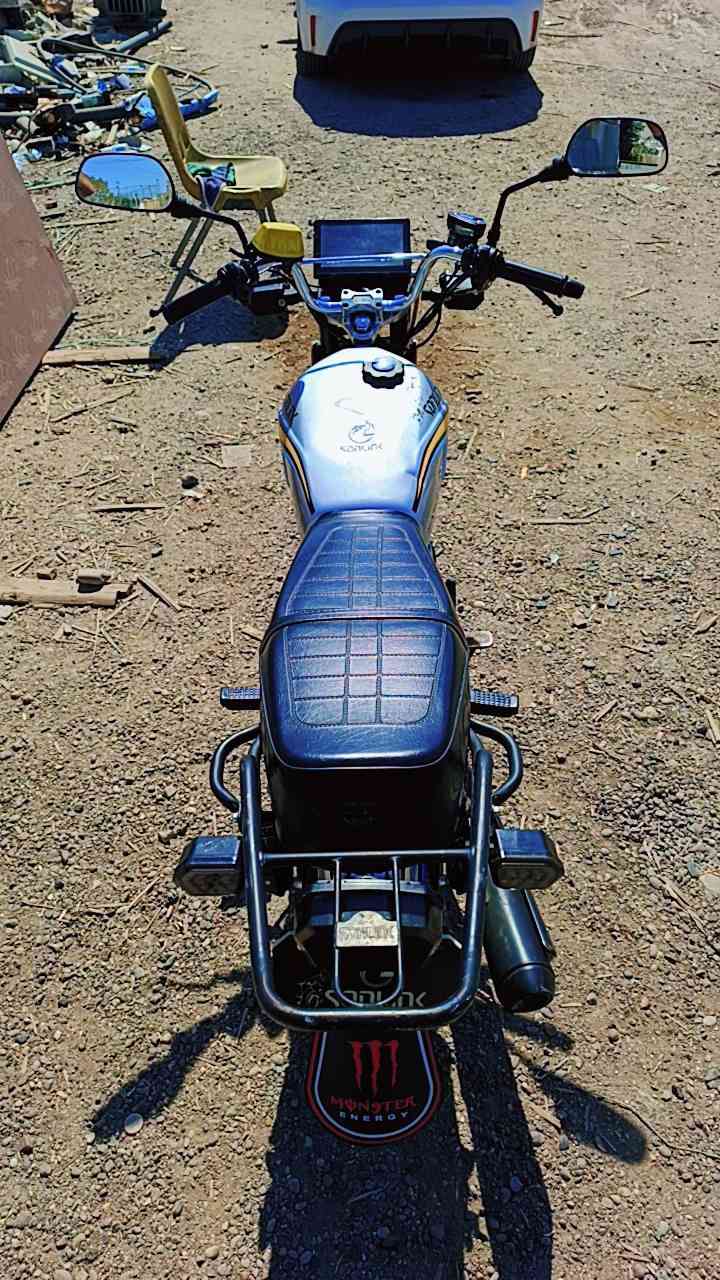 السلام عليكم دراجه سونك موديل 25 الدراجه كلش نضيفه 5 كير محرك 200Cc مكاني بغداد الحريه السعر 650 وبيه مجال حك الجيه ‏‪***********‬‏
