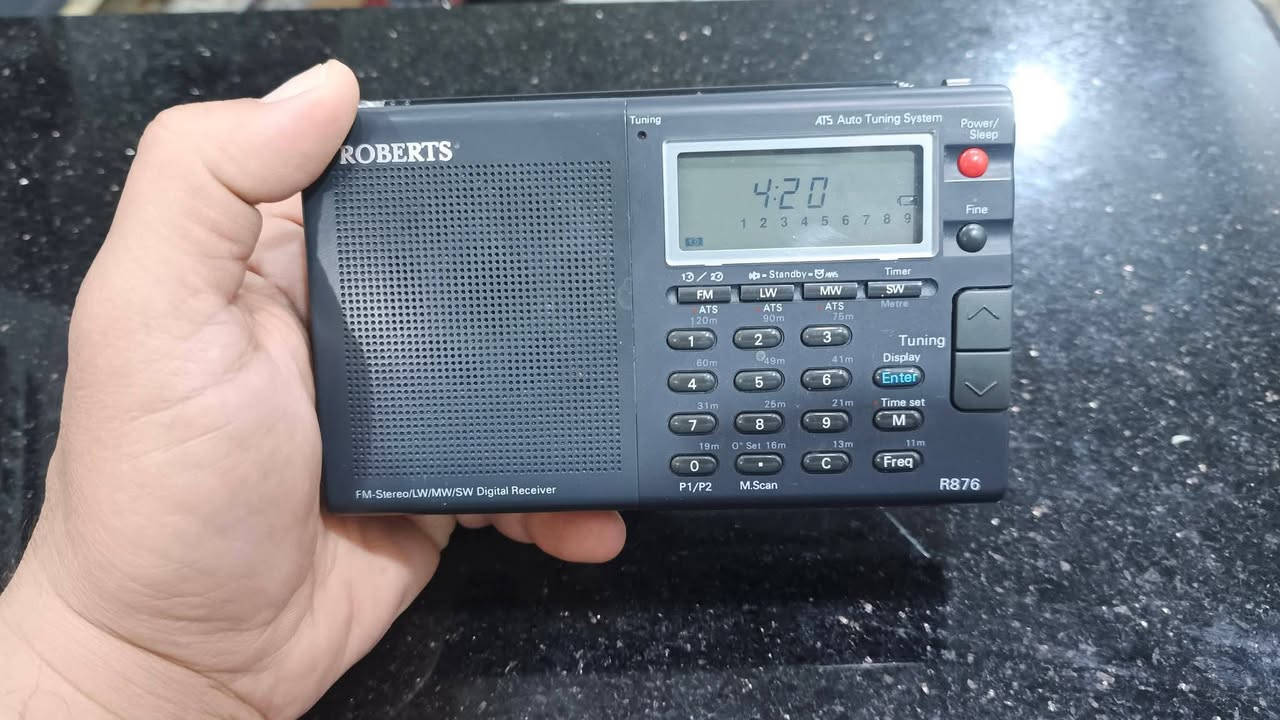 راديو روبرتس باله انكليزية صناعه انكليزية، ٤ موجات AM/FM/SW/LW، يشتغل باتري ساعه ٣ باتريات و محوله كهرباء ٥ فولت. 
٤٥ الف


**إذا كنت صاحب هذا الإعلان وتريد حذفه لأي سبب، رجاءا أرسل رسالة إلى الدعم الفني**