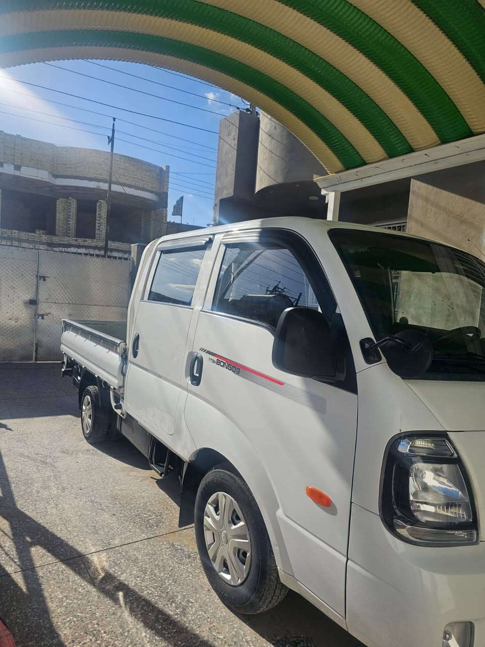 كيه دبل موديل ٢٠ ادبلو مكفول كفاله عامه علئ السونار
المكان بغداد طريق السياحي مكلف بل النشر *********** تحويل مباشر
