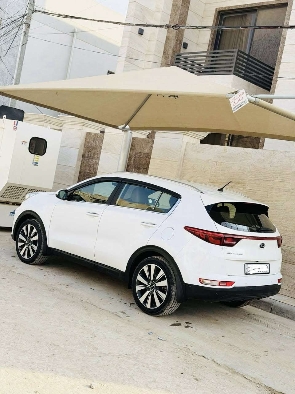 سبورتج 2019 رقم بغداد باسمي
محرك 2000دوش كير ومحرك كفاله

بيها فقط براغي البنيد مفتوحه بي بارد 

السعر 176

مواصفات حساس امامي خلفي كامره 

***********
