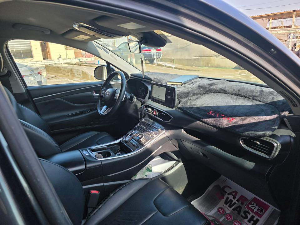 سنتافي موديل 2023
وارد امريكي السياره 

ماشية58 فقط 

وترقيم جديد رقم اربيل 

2500 محرك  

كشن كهربائي 

بصمة ابواب 

بصمة تشغيل

تشغيل عن  بعد

رادار امامي خلفي جانبي 

أنظمة قيادة 4 

comfort

sport

smart

snow

--

اوتو هولد

مانع انزلاق

كيرها يجي  دكم بيانو

تبريد منفصل 

تبريد قطعتين

فور ويل  

فول تحكم استيرن جهتين

شاشة تدعم كار بلي  مع كامرا خلفية دوارة

مانع انحدار 

رادارات جانبيه امامية خلفيه

شحن مبايل واير ليس

مانع تصادم امامي خلفي 

تحديد مسار قيادة آليه 

شفتات استيرن 

تدفئه كشنات

فول تحكم استيرن جهتين

شاشة تدعم كار بلي  مع كامرا خلفية دوارة

مانع انحدار 

رادارات جانبيه امامية خلفيه

شاشة اعطال 

لدات امامي نهاري

بك لايت لد 

منافذ شحن امامي خلفي 

وباقي المواصفات معروفة 

حادث السياره جدا بسيط فقط جاملغ خلفي 
سعرها118

الاستفسار ***********
