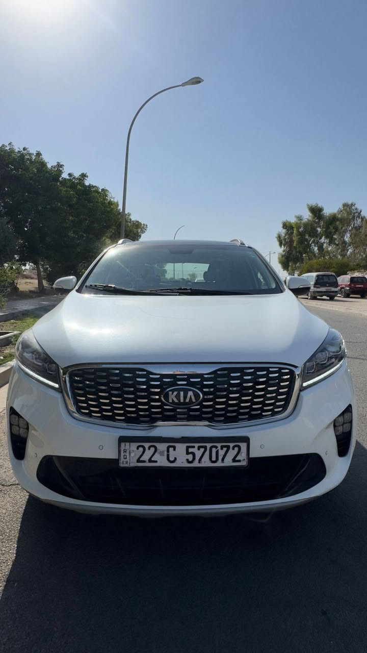 كـيا سورينتو موديل 2019 وارد خلـيـجـي كلــين تايــــتـــــل مكـفولة
ــــــــــــــــــــــــــــــــــــــــــــــــــــــــــــ
⚫ السيارة فــ1️⃣ــول موصفات 
⚫ بانورما 
⚫ بصمة 
⚫ صندوق كهرباء 
⚫ كشنات جلد و كهرباء 
⚫ سبعة راكب 
⚫ ثلاث قطع تبريد 
⚫ مري شفط 
⚫ بصمة ابوب 
⚫ ثلاث وضعيات قيادة 
⚫ كامرة خلفية دوارة 
⚫ مكينة 6 سلندر كفالة عامة من فتح وتبخير 
⚫ الكير كفالة عامة من فتح 
⚫ السيارة مكفولة من اي صبغ او          
رصعات مكفولة كفالة عامة 
🔵 وغيرها من المواصفات في عالم الســـــــــورينـــتو
 ــــــــــــــــــــــــــــــــــــــــــــــــــــــ
للتـــــــــواصل والاســـــــــتفسار
*********** واتـساب فقط 
*********** اتـصـال فقــط
ــــــــــــــــــــــــــــــــــــــــــــــــــــــــ
مكان السيارة : الفلـــــــــوجة 📍📍
