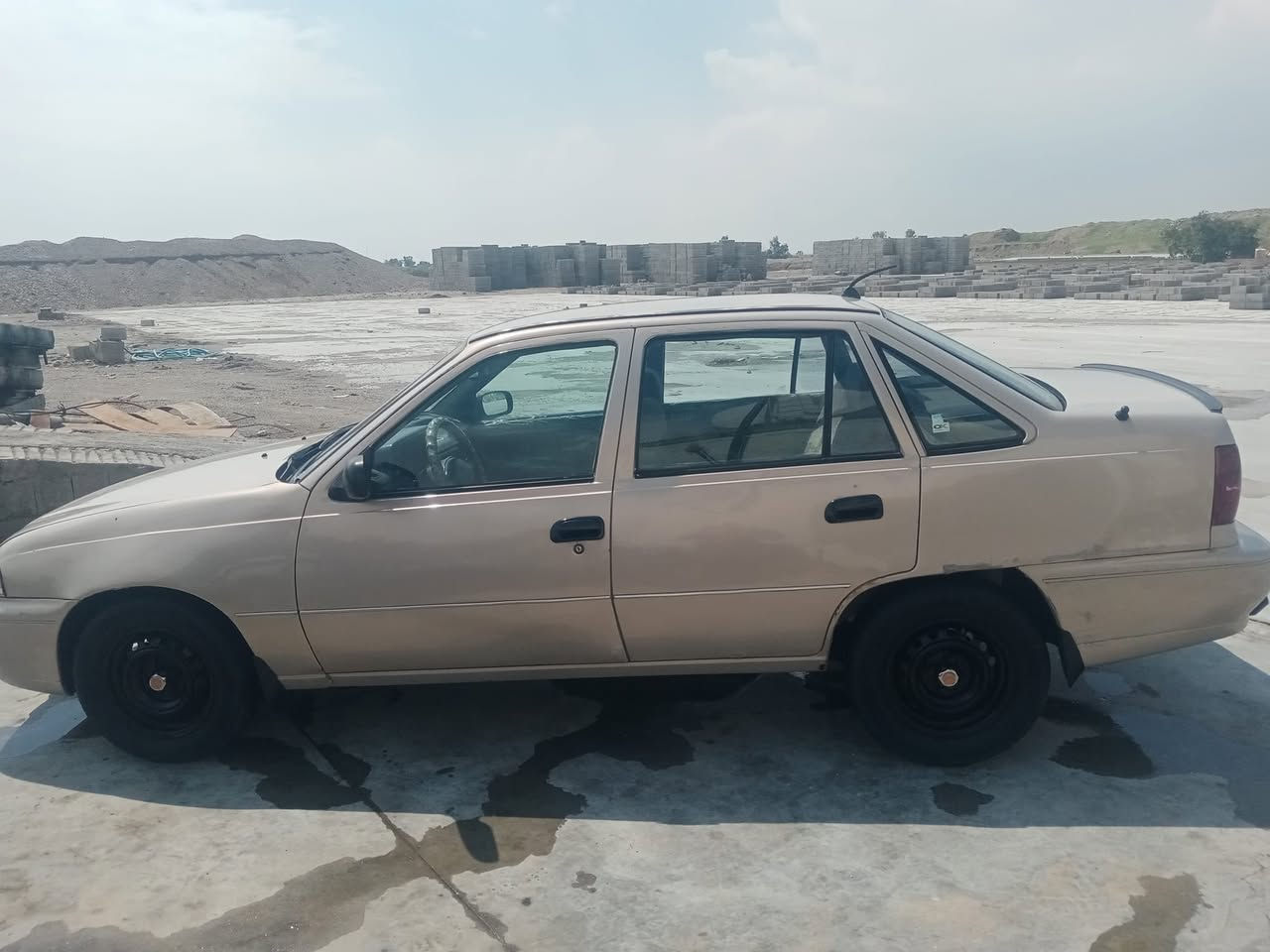 السلام عليكم دايو سلو موديل 94 رقم بغداد مشروع وطني كير اوتو سنويه لا 28 عنوان جلولا  ***********
