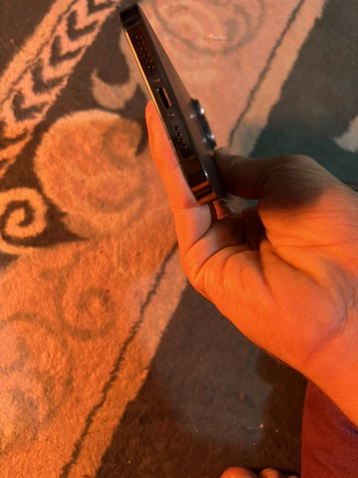 13 برو ماكس ذاكره 256 وتر مامفتوح  بطاريه خدمه 76 مايصرف صرف طبيعي   ضهر يتبدل 25 
جهاز اي خلل مابي مكفول كله شغال السعر 
550 بي مجال   مكاني بغداد ***********
