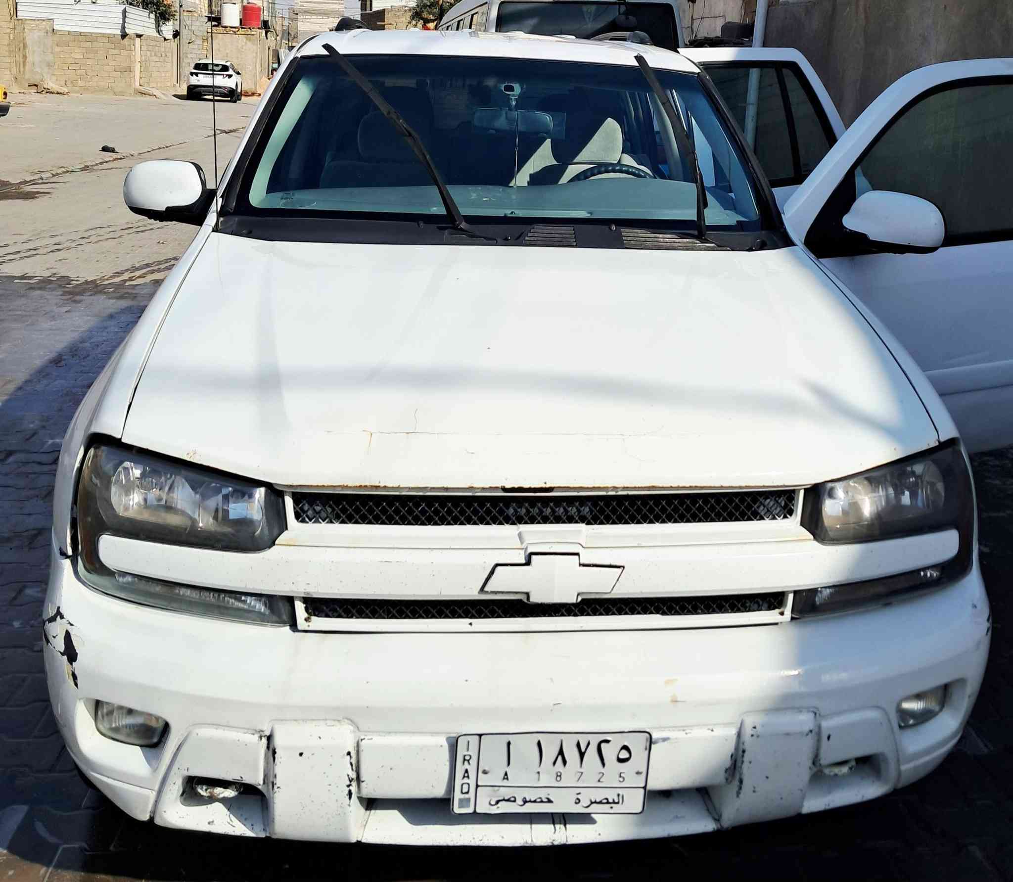 بلايزر موديل ٢٠٠٥ رقم بصره السياره جاهزه من كلشي اي نقص مابيه غير مكفوله من الصبغ السعر ٩٥ بيه مجال قليل مكاني بصره للستفسار  *********** اخوان الي يريد اي استفار يراسل وات ساب
