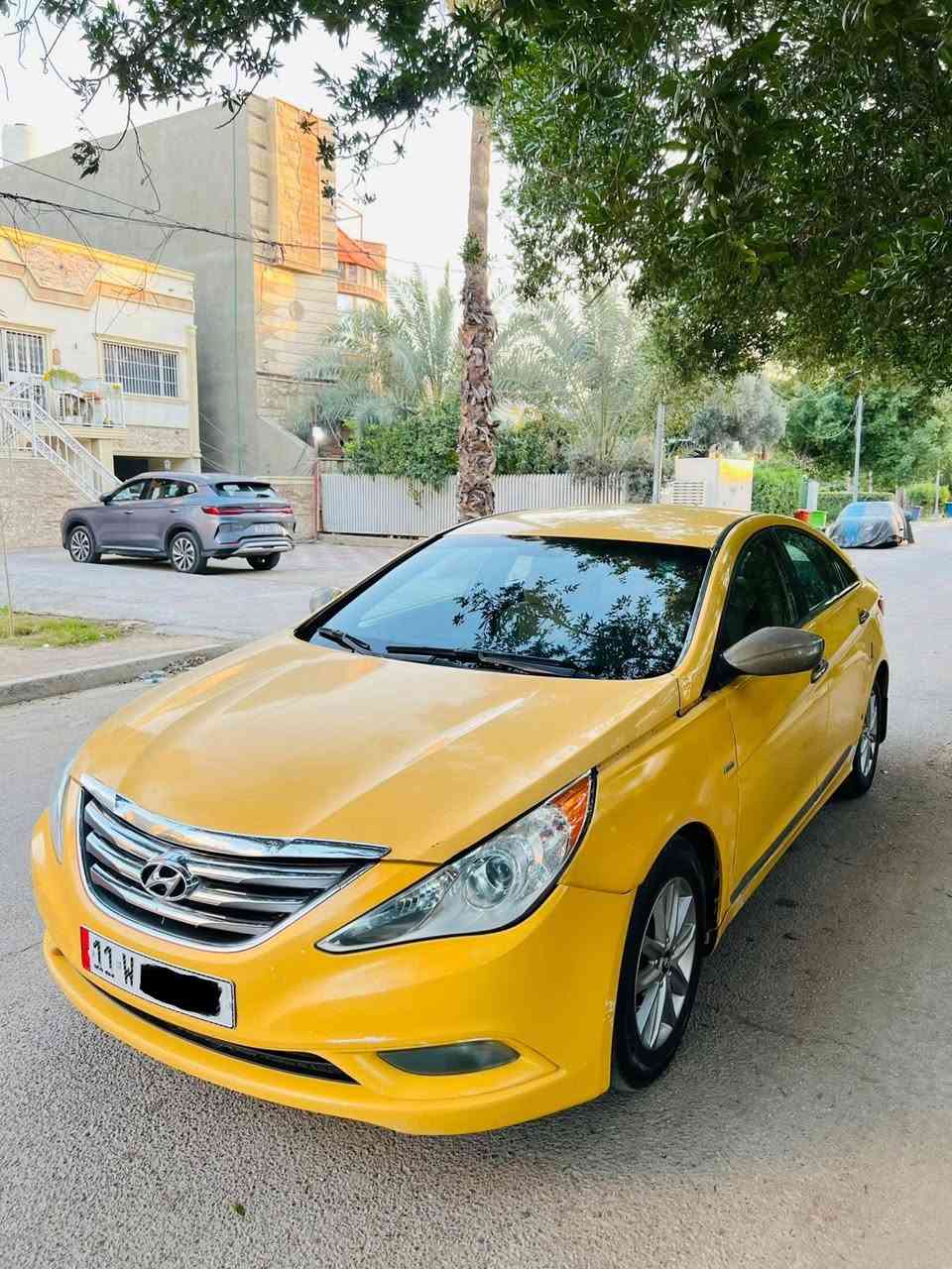 للبيع فقط 
سوناتا 2013 وارد امريكي رقم بغداد الالماني الجديد كير اوتوماتيك محرك 2400  GDI   تحكم استيرن داخل بيجي ويل كب السيارة بيها عته بالكير فقط السعر ٨٣ وبيها مجال
العنوان المشتل شارع المطبك او زيونه شارع الربيعي ***********
