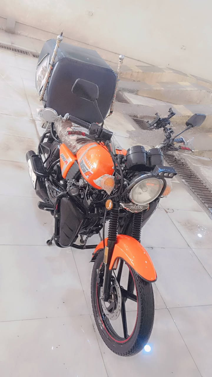 سلام عليكم دراجه دايوان لون مميز مديل2023صلاح الدين مشروع وطني رقم مميز مكان الدراجه صلاح الدين سامراء للتفاصيل أكثر يرجه الاتصال وبيكم خير واددلو***********
