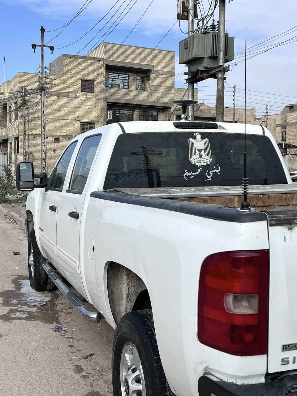 سلام عليكم شوفرليت سلفرادو موديل 2013 مكينه 8V فحل 8 براغي رقم بغداد السيارة لا تبديل ولاصبغ بيهة منظومة غاز  مكاني الدورة ابو دشير ***********
