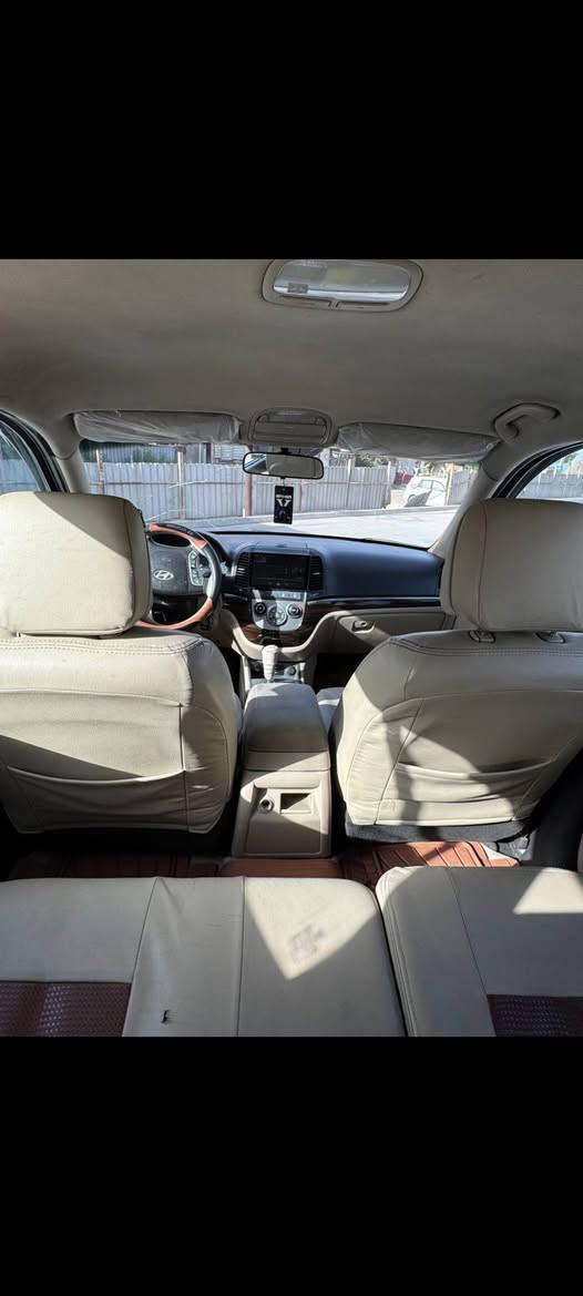 سنتاڤيه مديل/ 2010

محرك V6/3500

خليجي شركه العامه للسيارت .

فور ويل تبريد 3 قطع 

شاشه 

لايت زنون 

بدون صبغ فقط بارد قليل باب لسايق 

السعر 152 وبيها مجال بسيط 

بغداد البياع 

رقم الهاتف 

‏‪***********‬‏
