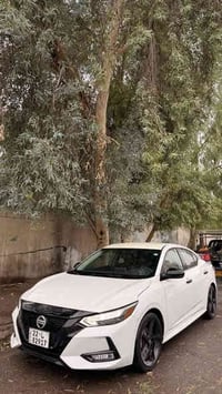 بسم الله  نيسان سينترا موديل ٢٠٢٢ SR   الضرر بس بولند  ماشية 68 الف  ك...