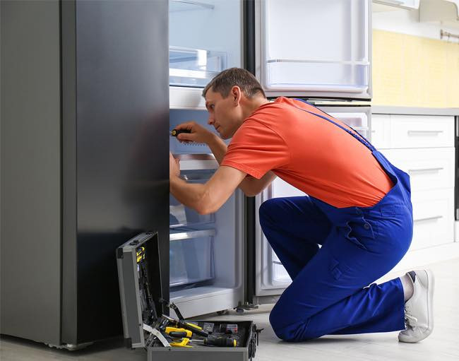 🛠️📢 إعلان صيانة الثلاجات! 📢🛠️

ثلاجتك تبريدها ضعيف، او ثلاجتك تحولت لفرن🔥🥵😁، احنا هنا حتى نساعدك! 🤩

خدماتنا:
✅ صيانة ثلاجات بكافة الأنواع والموديلات
✅ تغيير قطع الغيار الأصلية
✅ تنظيف وصيانة دورية
✅ أسعار تنافسية وخدمة سريعة

💪 فريقنا عنده خبرة سنين في مجال صيانة الثلاجات،وراح نوصلك في أقرب وقت وبكل احترافية! 
للاستفسار  اتصل وتدلل 🥶❤️
***********
واتس اب. 
خلي ثلاجتك دائما في أحسن حالة ويانه! 😍👍
صيانة_ثلاجات #خدمة_عملاء
#اربيل_هفلان 
#اربيل
