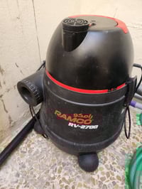 مكنسة كهربائية • للبيع • تواصل خاص