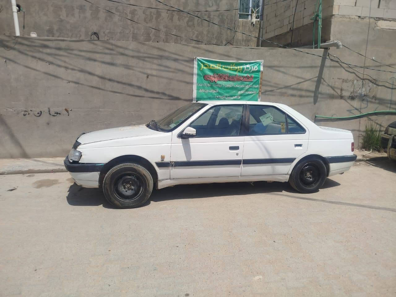 سلام عليكم للبيع بيجو 405مديل ٢٠١٢ سيارة رقم بغداد مشروع وطني سعره ٣٠ وبيه مجال للاستفسار ***********
