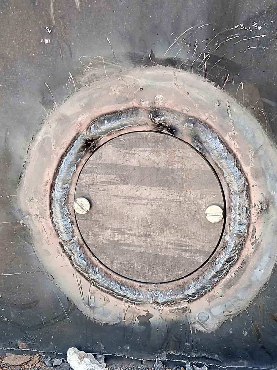 السلام عليكم 
يتوفر بوري بويلر ابو 8انج 8ملم قطعه وحده 
العنوان صلاح الدين /الحجاج الشارع العام  /مجاور تبخير التساهل 
*********** 
***********
ابو حسين صباح الحداد
