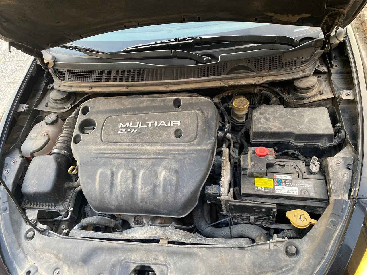 دارت 2016 GT فول مواصفات ماشية حاليا 220 بس مغيرين العداد هية اقل ال 200 نقصها تبريد مبدل منظومة جديدة بعدني ما شاحنها غاز صدر جديد باتري جديد تخم تاير جديد حادثها هذا كدامك وتصيلحها مبدل البنيد نفس اللون ودعامية هم نفس لون ممصبوغة والسيارة باسمي ورقم مشروع وطني بس تحول تشد ارقام جديدة وسنويتها جديدة سعرها 94 ورقه للاستفسار *********** مكانها بغداد الامين الثانيه
