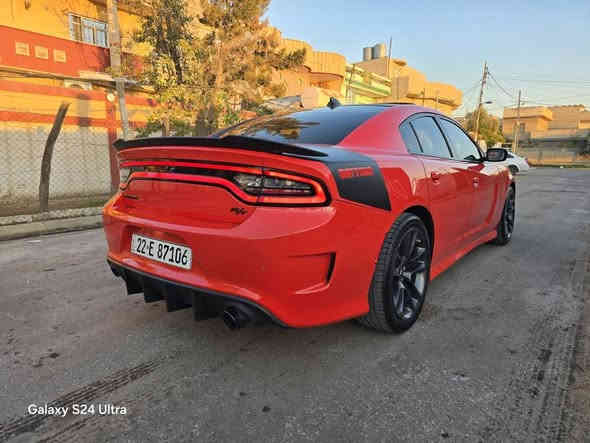 للبيع
سعر 284$
دوج جارجر دايتونا هيمي 2021 ماشية 72 ألف
لون مميز برتقالي 🍊سقف اسود صندوك اسود بلادي
محرك v8 حجم 5700 (super track pack) اصل هيمي شرط ما مضروب سبانة 
رقم اربيل دولي رقم وهزة وسنويه جديد بأسمي شرط التحويل 
وارد أمريكي 🇺🇲 حادثها جاملغ خلفي يسار وباب امامي يمين  بدون دواخل ارباك سليم شرط شرط 
مرفوق رقم الشاصي مع الصور 

المواصفات
سلايد فتحة سقف 
رادارات جانبيه رادار امامي
كشنات دايتونا كهرباء  تدفئه تبريد
ميموري خزن وضعيات جلوس
ستيرن كهرباء وتدفئه حساسات
شاشة كبيرة كار بلي كامره خلفيه دواره
نظام صوت سماعات 🔊 سستم harman 
شفتات ستيرن
نظام سبورت وشوتة رياضي 
دخول ذكي واضواء ترحيب
 بصمة وتشغيل  عن بعد
ويل حجم ٢٠ بلاد 
داخل كابون فايبر بلاد 
سقف وبطاين كنتارة بلاد 
سيارة جاهزه ونظيفة 
موصل الايسر 
***********
***********
