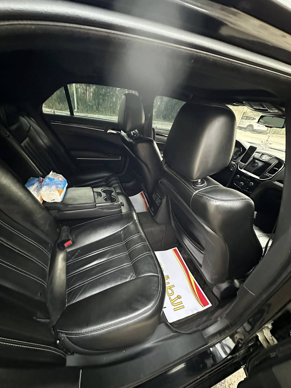 ✅ اوباما امريكي S ( كلين تايتل ) تو ويل .
اللون اسود🖤 

               الموديل 2019 اصل🪬

المسافة المقطوعة  ١٠١

حجم المحرك 3600

مواصفات السيارة:-

*بانوراما

* مصابيح امامية زنون مع  بلوجكترLED . 

* ويل قياس 20 أنج . 

* شاشه كبيرة مع نظام ملاحة نفكيشن GPS .

* سستم صوت كامل عدا دمام الصندوك

* كراسي جلد طبيعي شعار S حفر

* مقاعد أمامية كهربائية عدد 2 .  . 

* مقاعد أمامية تدفئة . 

* تشغيل عن بعد .  . 

* محدد سرعة .  . 

* كاميرا خلفية دوارة.

* دخول ذكي (بصمة) . 

*شفتات ستيرن.

*تبريد قطعتين.

*السيارة تخم تاير جديد +حدادية امامي خلفي جديد %100

مكان السيارة بغداد / حي القاهرة 

للاستفسار عن السعر واي تفاصيل اخرئ الاتصال متوفر واتساب ايضا.🔺

***********
