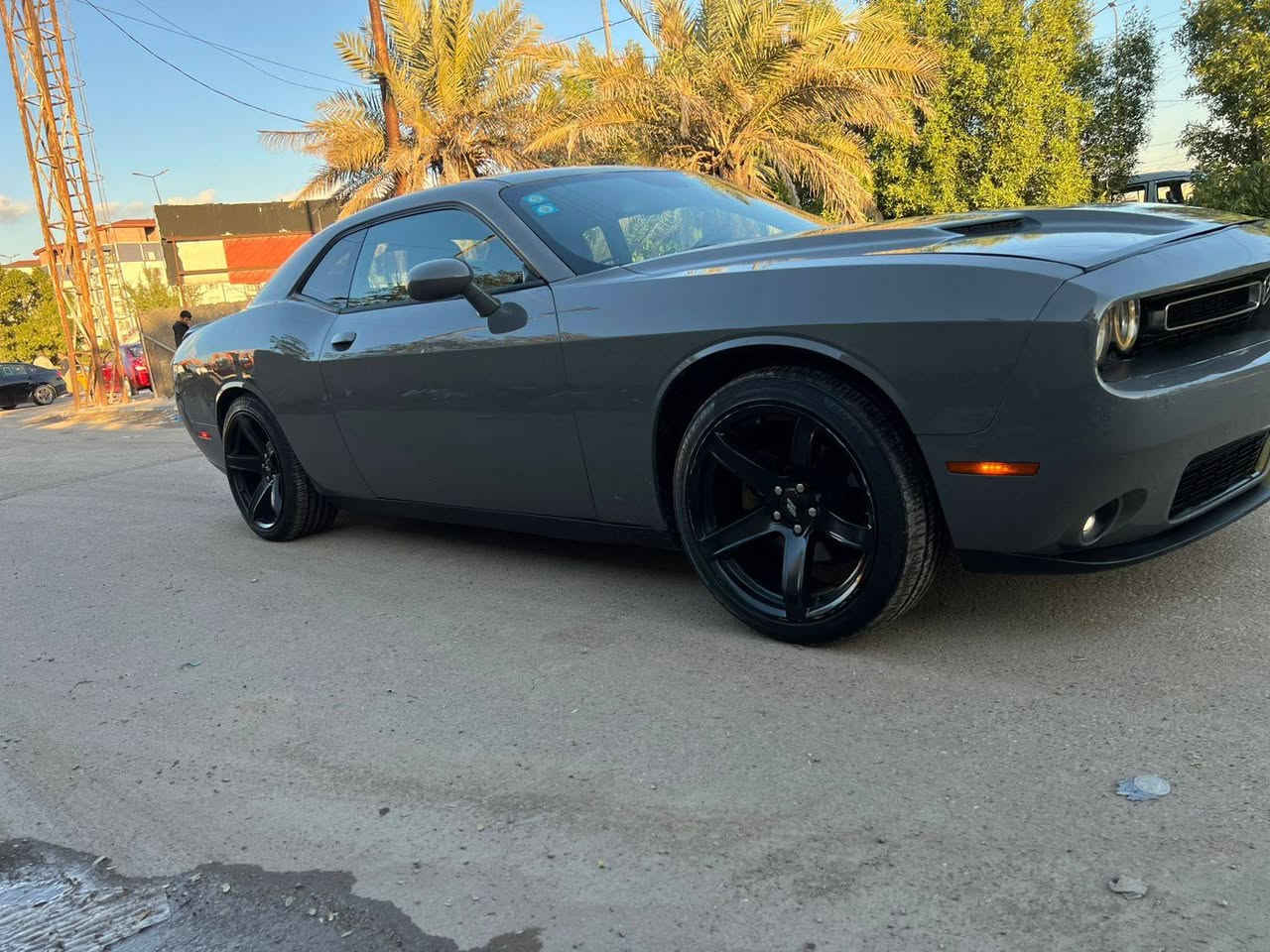 سلام عليكم جالنجر ٢٠١٨ وارد امريكي  حادثها كلش حلو سطحي  ناشر صور حادثها سياره حلوه وجديده احله من لصورو
مكينه وكير وحداديه وتبريد كفاله 
مواصفات SXT
بصمه + بصمة ابواب + شاشه جبيره + فول تحكمات + تبريد قطعتين + وباقي لمواصفات لمعروفه
ماشيه ٨٧ ميل 
مكينه ٣٦٠٠ سته سلندر
سعر ١٥٠ وبيها مجال 
مكان السياره الكراده 
للستفسار  ***********
