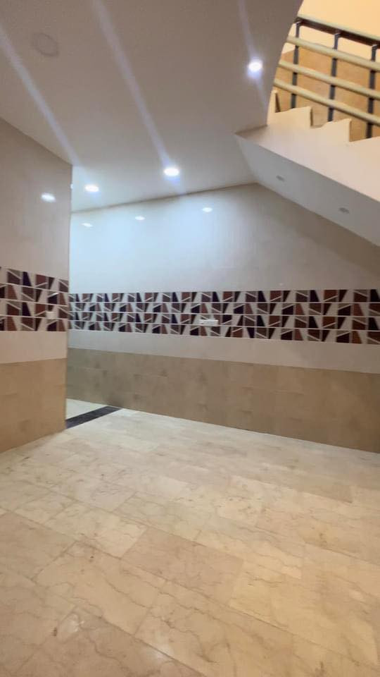 يا الله 
دار للبيع 100 م
حي الاعلام خلف د نتل ستي
واجهه 5 م
نزال 20 م
4 غرف نوم
4 خدمات
مطبخ وصاله
بناء درجه اولى 
طابو صرف
‏الاستفسار
مكتب الكرادي
*********** الاستفسار
