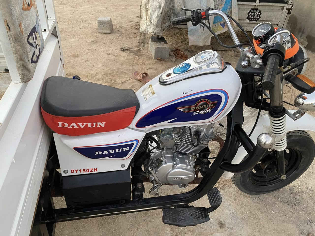 سلام عليكم ستوتة البيع مديل 13شاصي مكفوال من الحيم وطك اكسن جديد تواير ابو الخطة جدد محرك اوال تبديلت دهن كهربايات كلهة شغالة كشن جديد تانكي بانزين جديد دبلات جدد دشبوال جديد ستوتة كلة جديد مكفوالة كفالة عامةوراقهة نضاف  سعرهة ((1800 ))***********شراي نتصل وبيك خير وتدلل
