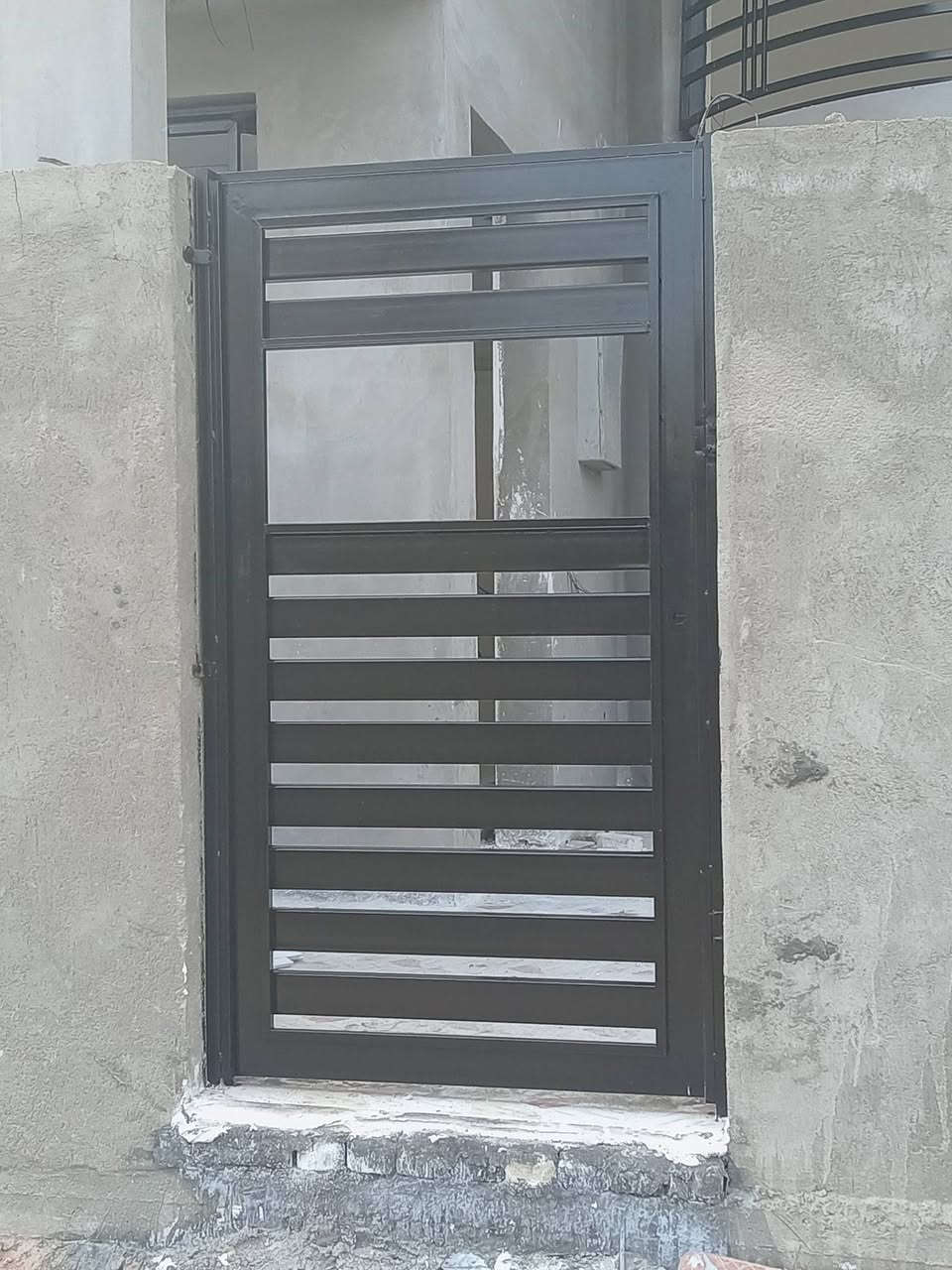 صبغ حداديه بجوده عاليه
ونضافه فول 
صبغ داخل وخارج
جبس بورد 
سحب بانواعه دعمكم اخوتي خادمكم كرار السلطاني مع الحبيب حيدر السلطاني ***********
