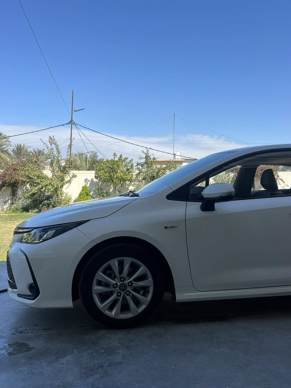 كورلا 2025 هايبرد
ماشية 25 الف كيلو 
فول مواصفات 
شكل الخليجي 
السعر 155
المكان حي الجهاد 
***********
