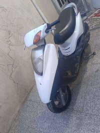 للبيع مكاني بغداد المشتل شارع مدراس  مكينه ماامفتوحهه دراجه سلف وهندر ...